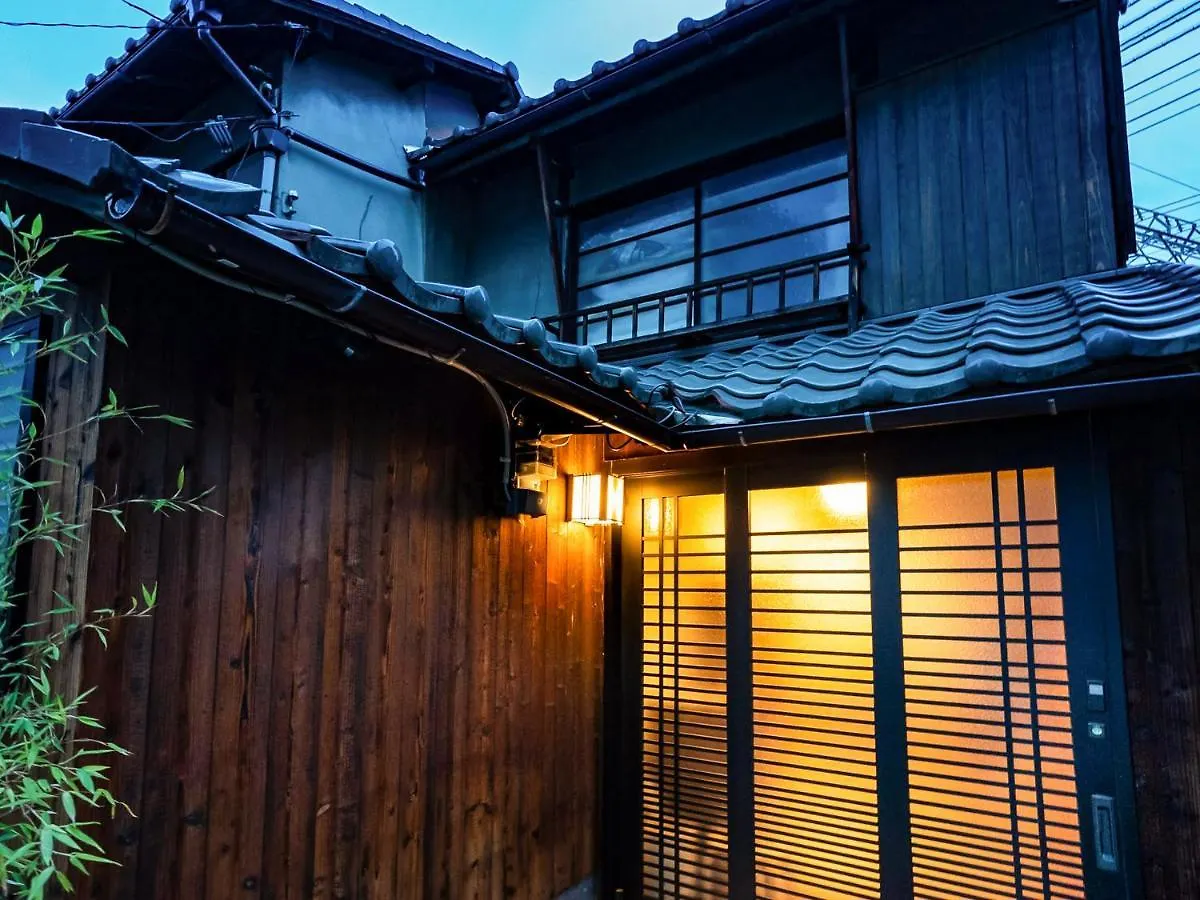 Udatsuya Osaka 0*,